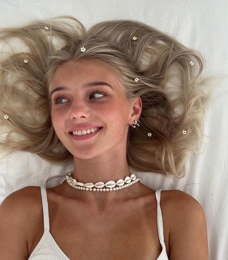 Elena Zoe トップモデル 写真