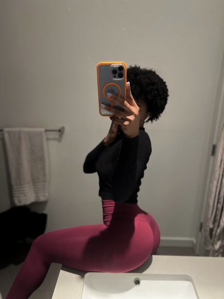 Ldndrygin ポルノスター 裸 ギャラリー