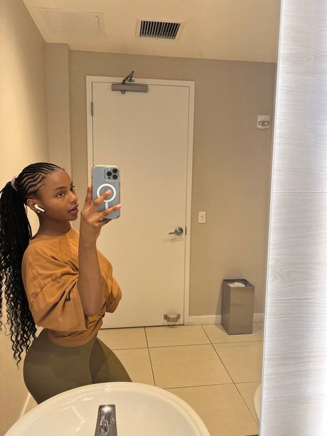 Ldndrygin 素敵なポルノスター 写真