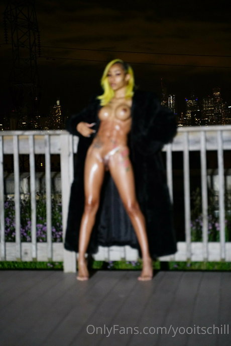 YooItsChill ポルノスター ベスト 写真