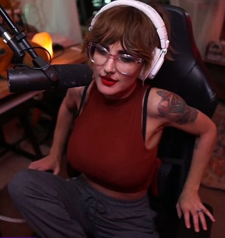 クロスフィットオンリーファンズ 美しいヌード 画像