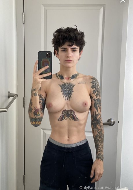 Vasiliki Halastaras ポルノスター 写真