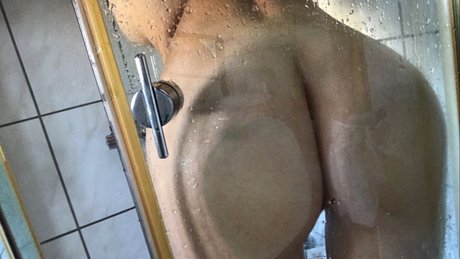 細くて小さなおっぱいオンリーファンズ xxx 画像