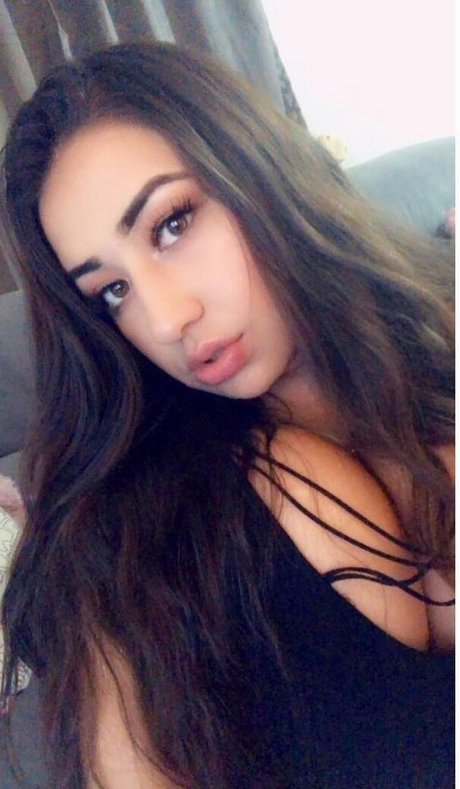 小さいペニスのオンリーファンズ 可愛い 写真