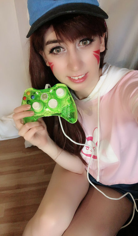 Michi Midnight ポルノスター ヌード ギャラリー