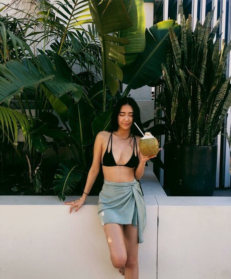 脱衣オンリーファンズ ポルノグラフィック 写真