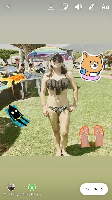 Tania Ivette 裸の女優 ギャラリー