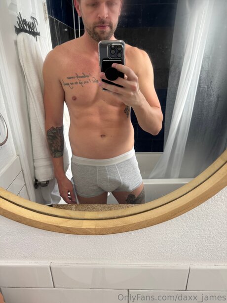 Daxx James 高品質のスター 写真