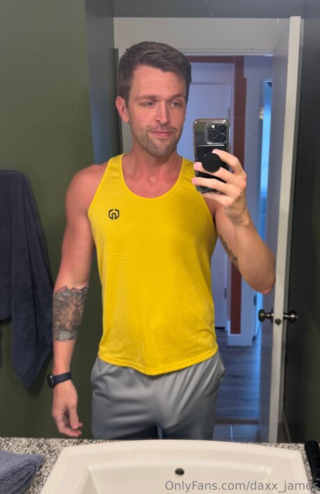 Daxx James 女優 写真