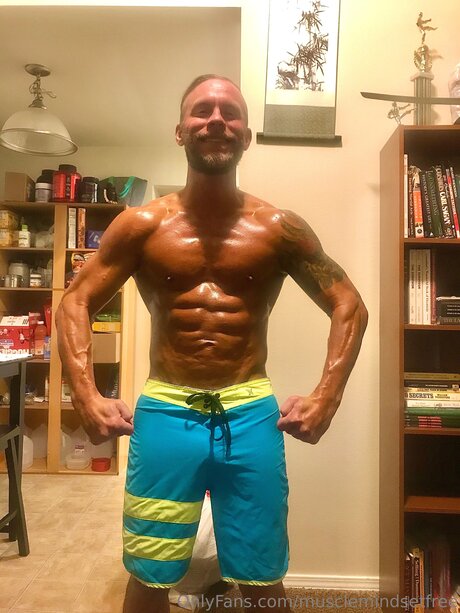 Musclemindsetfree ポルノスター パーフェクト 写真