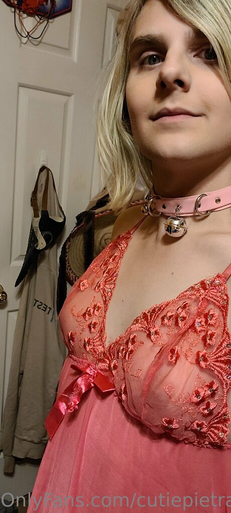 Cutiepietrans22 ポルノスター 美しい 写真