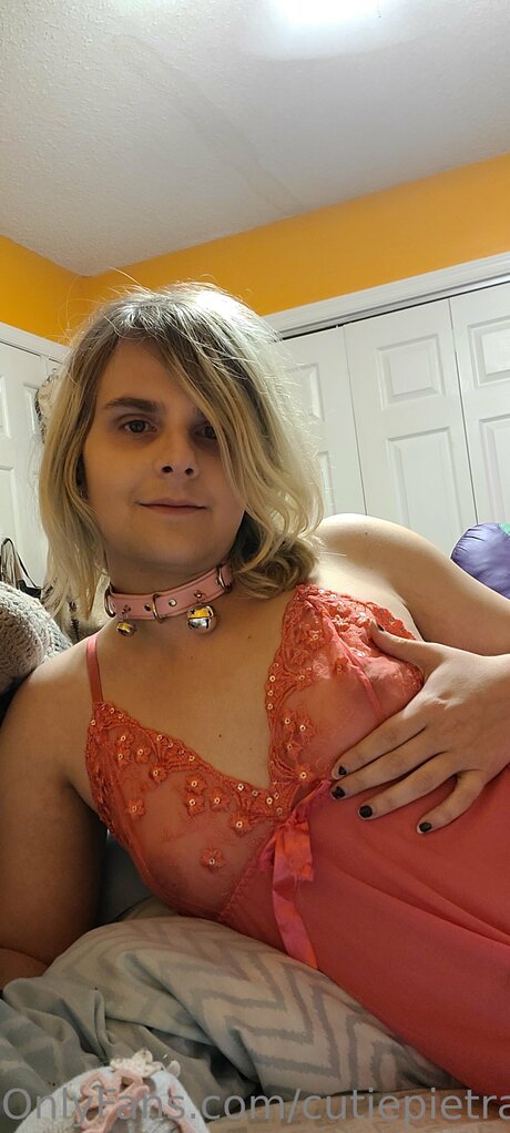 Cutiepietrans22 美しいモデル 写真