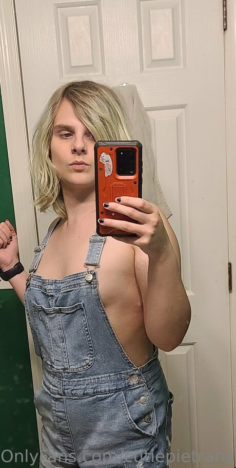 Cutiepietrans22 XXXモデル 写真