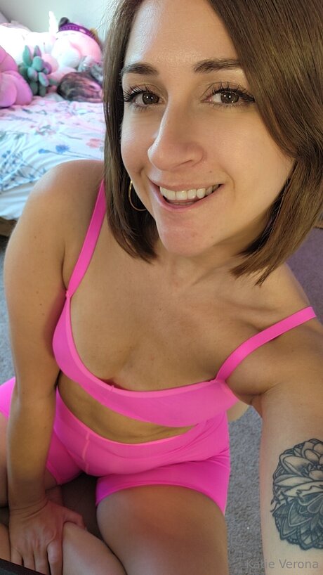 Katieverona スター ヌード ギャラリー