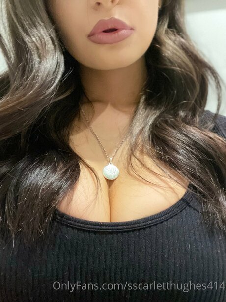 Sscarletthughes414 無料モデル 写真