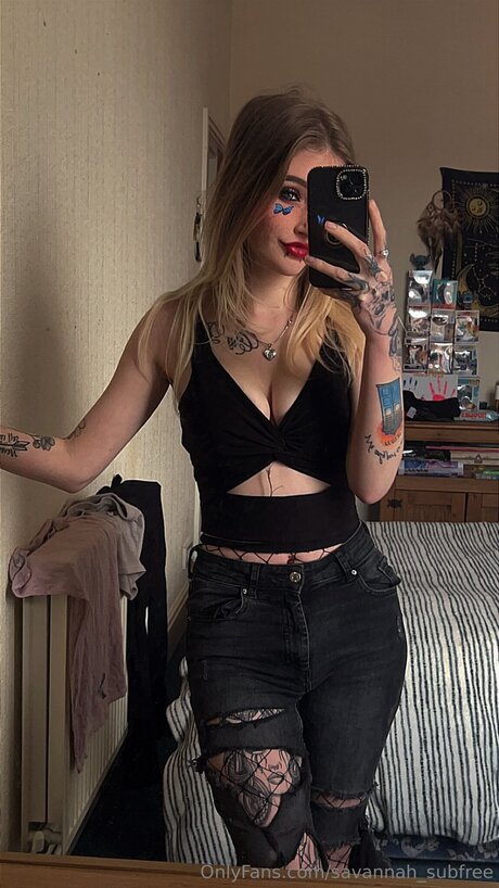 Savannah Subfree ヌードスター 写真