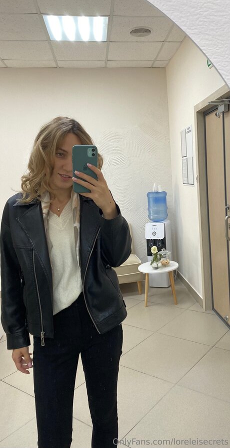 Loreleisecrets スター ヌード 画像