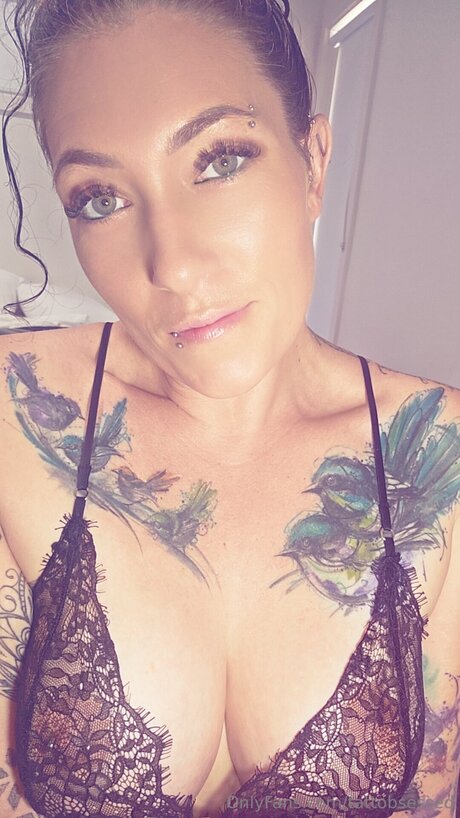 Tattobsessed ヌード女優 ギャラリー