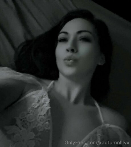 Xautumnlilyx ヌード女優 画像