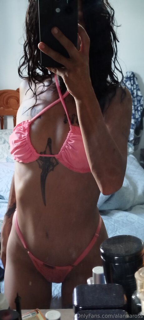 Alannaross セックスモデル 写真