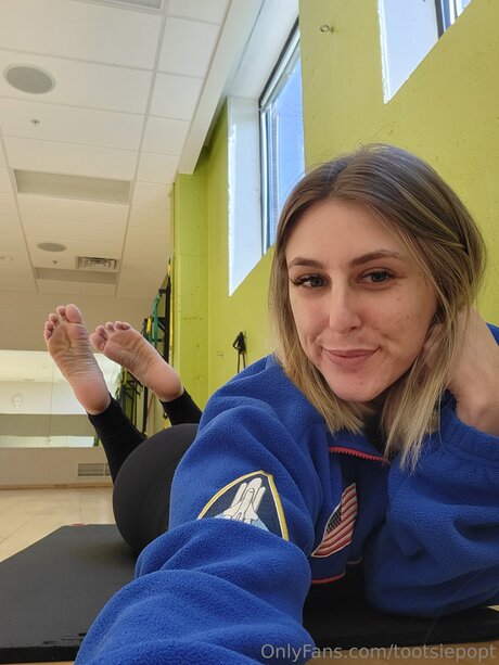 小さいペニスのオンリーファンズ HD 写真