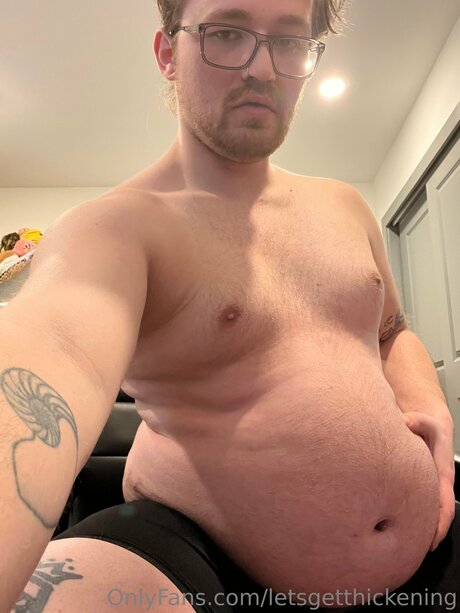 Letsgetthickening エロティックなポルノスター 画像