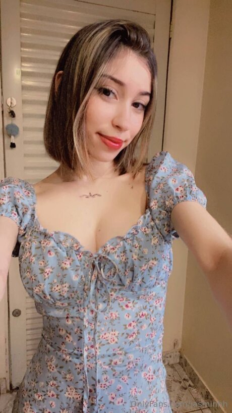 巨乳ディープスロートオンリーファンズ セクシーヌード 画像