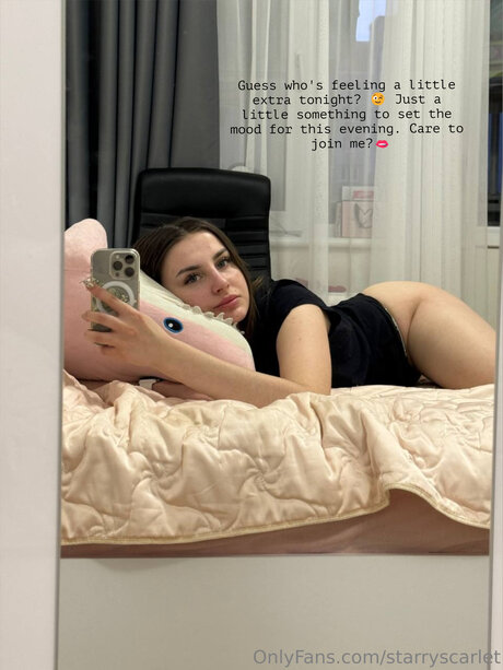 Starryscarlet ホット女優 画像