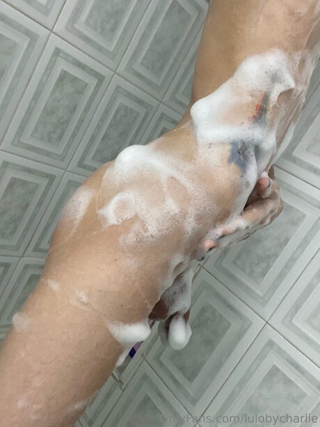 Lulobycharlie ポルノスター 写真