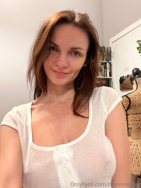 Itslexireedxo 無料モデル 写真