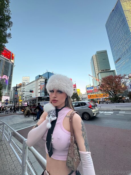 Nikkitaslayer 裸モデル 画像