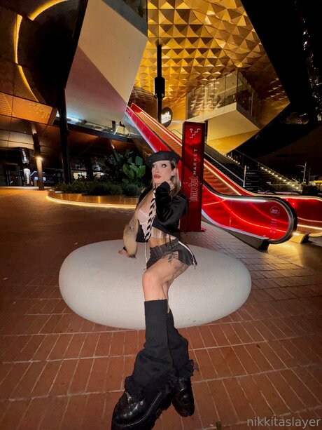 Nikkitaslayer エロティックなポルノスター 画像