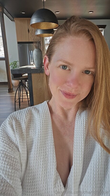 Charlottedoe トップモデル 画像