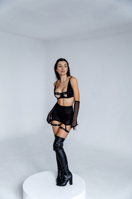 Larahook セクシーモデル 写真