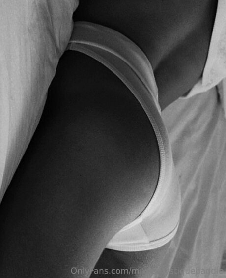 Mixedmystiquebaddie 素敵なポルノスター 画像