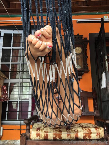 大学生のティーンオンリーファン 無料 写真