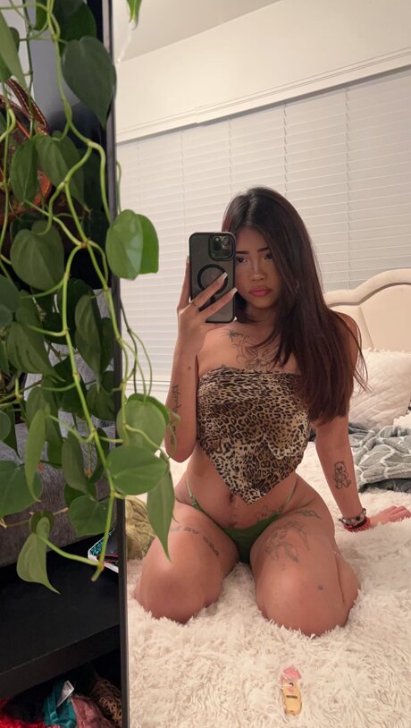 Steezysammy エロティック女優 写真