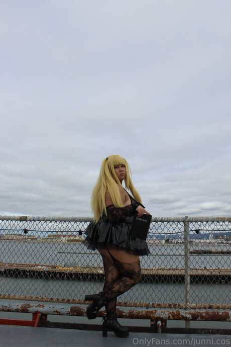 J Junni I ホットなスター 写真