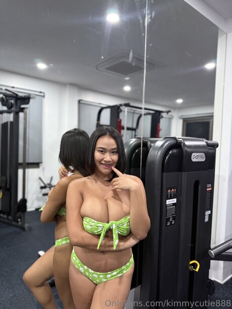 Kimmycutie888 xxx女優 写真