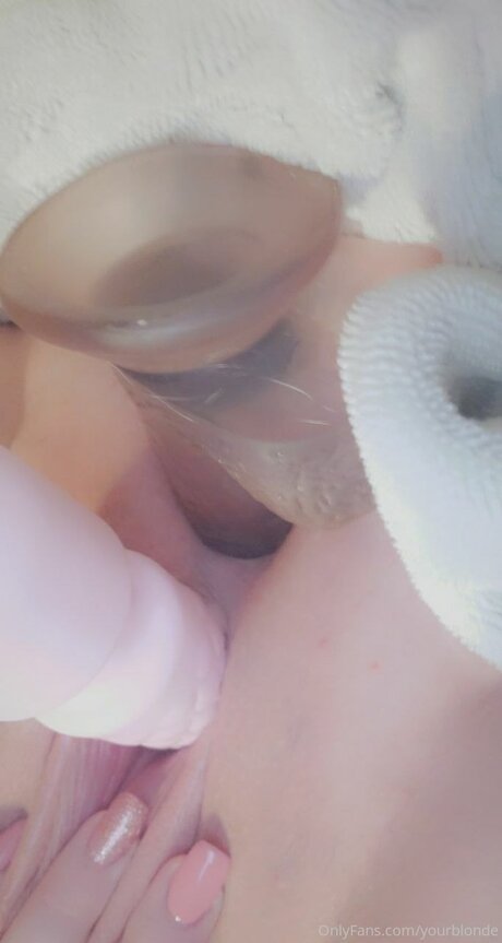 Yourblonde 無料スター 画像