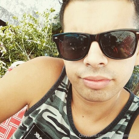 Erikmaximiliano セックスモデル 画像