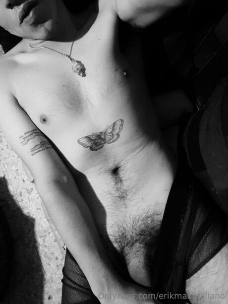 Erikmaximiliano ヌードモデル 写真