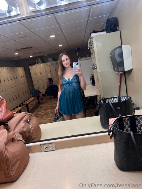 Tessajane かわいいスター 写真