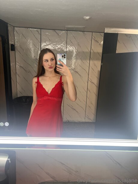 Tessajane 裸のスター 写真