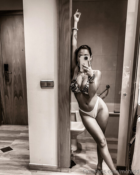 Mchrdd セックスモデル 画像