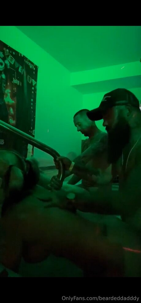 Beardeddadddy セックスモデル ギャラリー