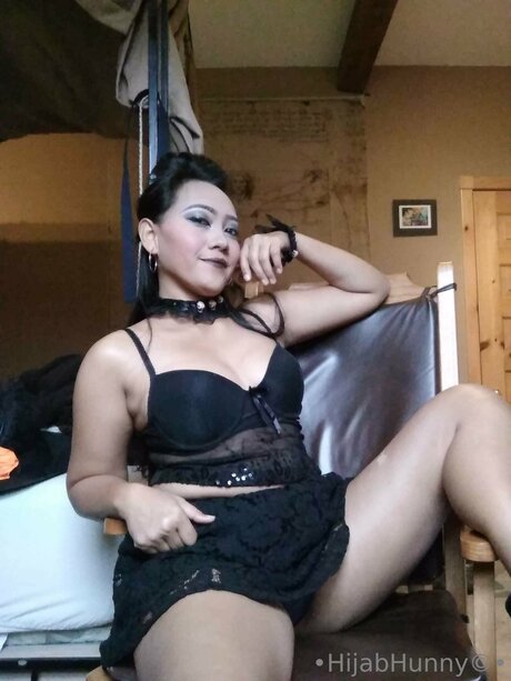 Hijabhunny Srs ポルノ女優 写真