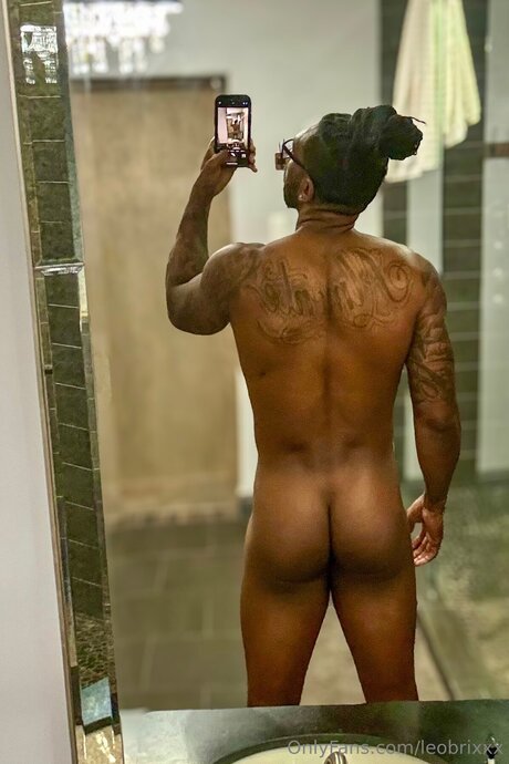 Leobrixxx 独占モデル 写真