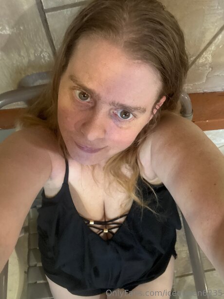 セクシーなアジア人オンリーファンズ ホットヌード 写真