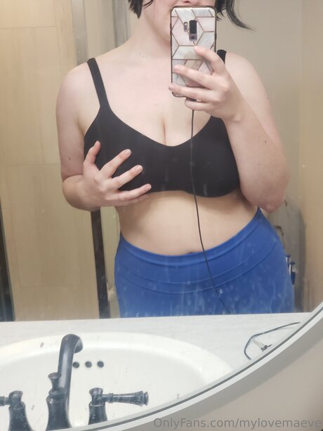 毛深い膣オンリーファンズ 無料xxx 写真